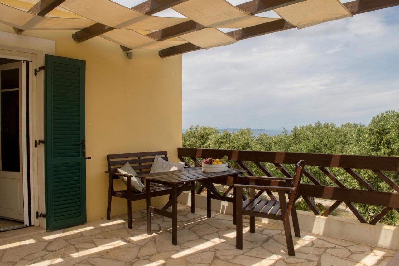 Villa Elaia Suites & Apartments No.1 Гайос Экстерьер фото